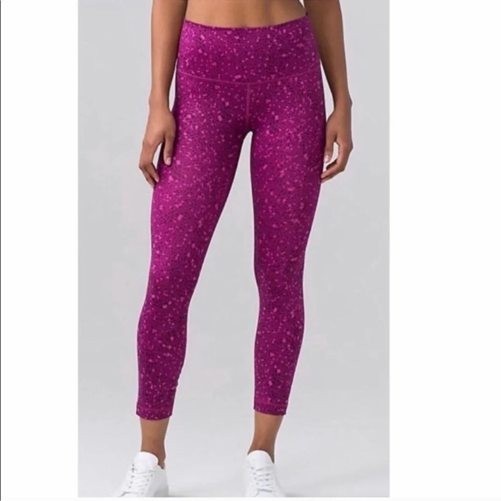LULULEMON High Times Pant Full-On Luxtreme Paradise Geo Regal Plum